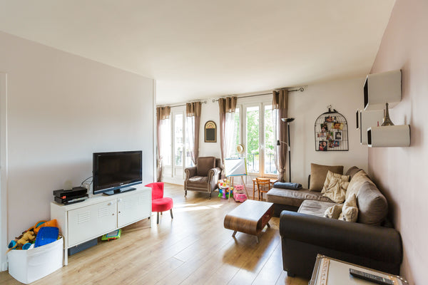 Notre appartement est idéalement situé, à quelques stations de métro de Bastille Paris, France Lovely Family Flat- 75m2 Entire rental unit vacation rental 6868649