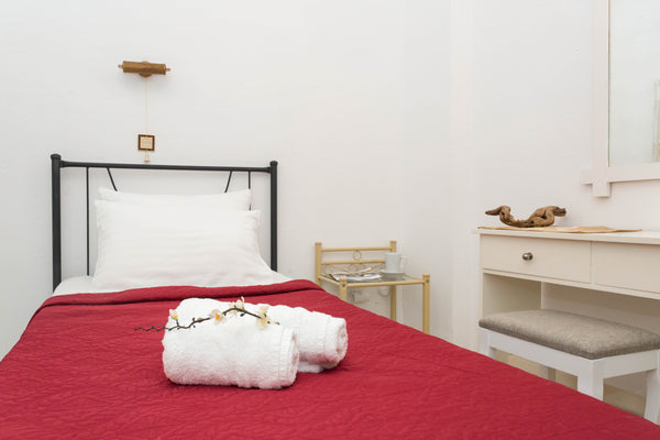 Our place is located at the beautiful village of Agia Galini in Rethymno.<br />A Agia Galini, Greece ★Single Room with Garden View★ Room in hotel vacation rental 33764438