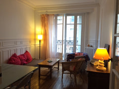 Bel appartement proche tour Eiffel, possibilité de faire une promenade le long d  Appartement typique parisien Entire rental unit vacation rental 9509767