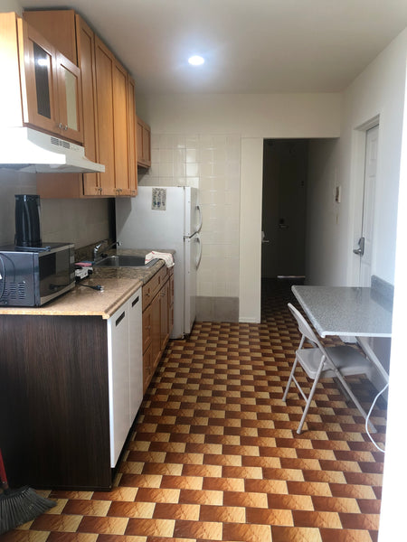 Private room in 4bdr, 1 bath apartment, shared eat-in kitchen, electric kettle,   Rental unit in New York · ★2.80 · 1 bedroom · 1 shared bath Private room in rental unit vacation rental 51150395