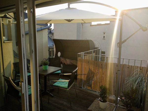 Die Wohnung ist im lebendigen und multikulturellen zehnten Wiener Gemeindebezirk Vienna, Austria Rooftop Terrace Apartement near CentralSt w/AirCon Entire rental unit vacation rental 29745848