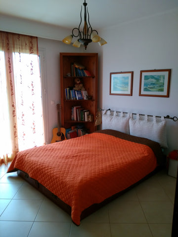 Are you looking for a comfortable and cozy place in the town of Sitia? Well, thi  Cozy room in a shared apartment Private room in condo vacation rental 28127261