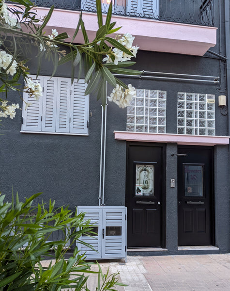 This lovely self-cater top floor apartment, in a building of only two, is in a p Athens, Greece Top floor apartment in the ❤️ of Athens Entire condo vacation rental 52464030