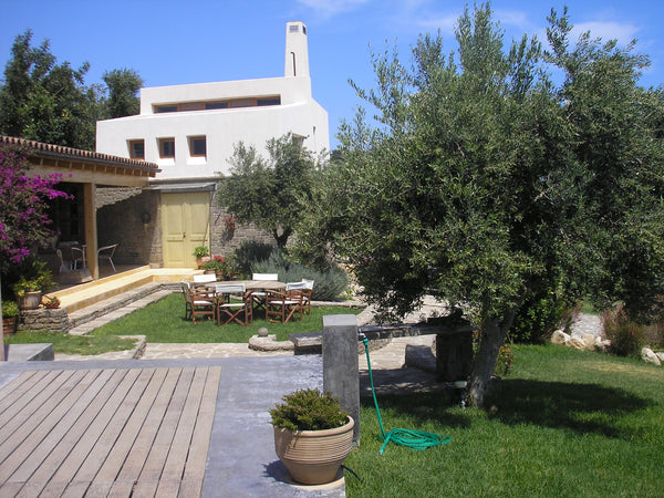 This cottage, suitable for winter&summer stay, is situated at a panoramic locati Ferma, Greece An architect's guesthouse Entire guesthouse vacation rental 3170087