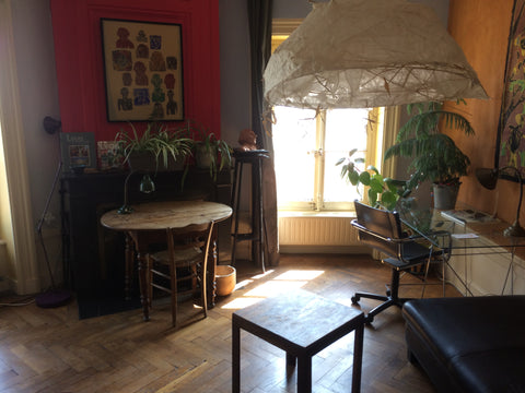 A nice traveler room for globetrotters, shiny and quiet. Frome the windows an ha  Un studio au coeur de la Croix Rousse Private room in rental unit vacation rental 47858025