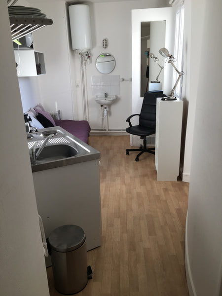 Idéal pour qui souhaite découvrir la vie parisienne. Chambre de bonne, 6ème étag Paris, France Un weekend à Paris Entire rental unit vacation rental 18894075