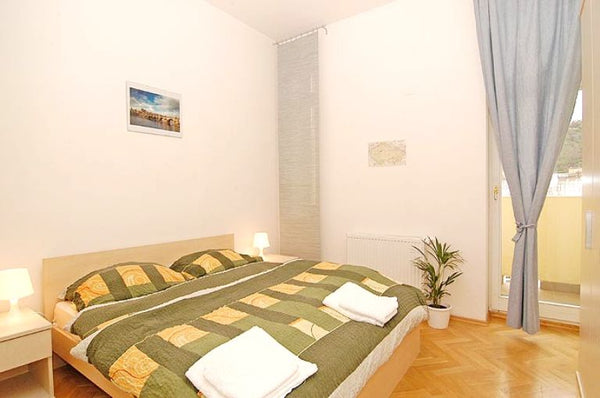Luxury fully furnished two-bedroom apartment just a few minutes from the histori Prague, Czechia Spacious 2-bdr apartment close to city centre KN-3 Entire rental unit vacation rental 24535479