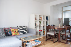 Calm, sunny, between Jules Joffrin and Porte de Clignancourt, this adorable 50 s Paris, France Adorable flat near Montmartre Entire rental unit vacation rental 10490112