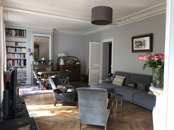 Grand 3 pièces dans immeuble Haussmannien, très lumineux, parquet et moulures. 1 Paris, France Très bel appart lumineux familial 2 ch 100m2 Entire rental unit vacation rental 9879160