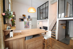 Bel appartement de 52m² en Rez de Chaussée d'un immeuble en pierre bordelaise. < Bordeaux, France Appart POYENNE T3 52m² Entire rental unit vacation rental 44300947