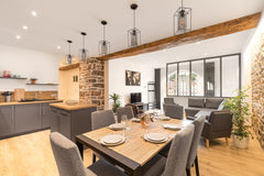 In the hyper-center, a stone's throw from Vieux-Lyon and Les Subsistances: new,   Design et charme, 100m2 face à la Saône Entire rental unit vacation rental 48775815