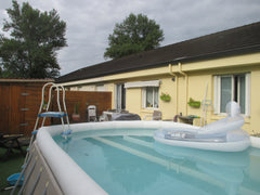 situé à 2 kms de l'aéroport, 10 kms du centre ville de Bordeaux, 50 kms du bassi Mérignac, France maison de plain pied proche Bordeaux Entire home vacation rental 21841312