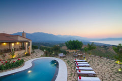Great Sea Views villa with 3 bedrooms, 2 bathrooms and a hydromassage bathtub, 1 Greece Alexis, Water Front Villa! Entire villa vacation rental 1967763