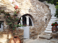 Idéalement située à Ktikados, un village tranquille et sans voiture à 5kms de Ti Paris, France A Ktikados maison avec jolie vue. Entire home vacation rental 13164193
