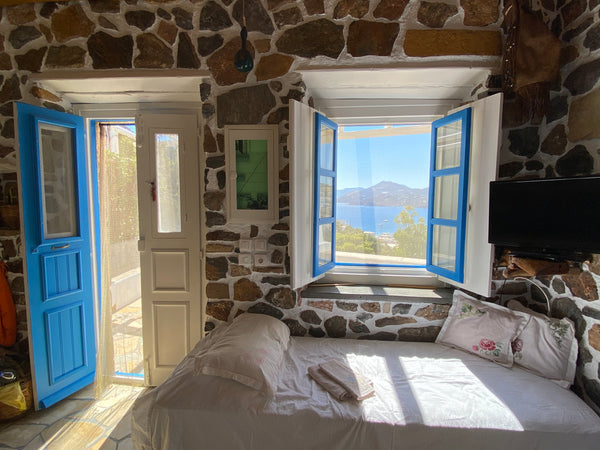 Keep it simple at this peaceful and centrally-located place. Traditional Lerian  Greece Traditional house Leros- Παραδοσιακό σπίτι Λέρος Entire home vacation rental 52211599