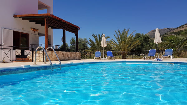 Licenced by the Greek Tourist Board: 1042K91002923301<br />Managed by 'Saint Bas England, United Kingdom Not overlooked! 3 min drive to beach - SEE REVIEWS Entire villa vacation rental 619469838228385709