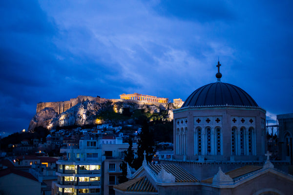 Welcome to a stunning, sunny apartment in the very heart of Athens between Monas Athens, Attica, Greece Breathtaking view, most central apt Private room in rental unit vacation rental 11403148