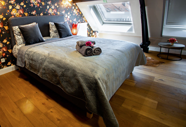 This unique place has a style all its own.  Luxury Suites Ambassador no 3 Entire serviced apartment vacation rental 637969849280415446