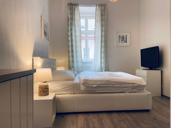 Krásne ubytování jen kousek od centra Anděl. Metro 1 minutu chůze, centrum Prahy Prague, Czechia Útulny byt v centru Prahy Entire rental unit vacation rental 600418844386262741