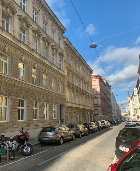 The fully-furnished apartment on the first floor is in good condition and centra Vienna, Austria Fully-furnished, single-/student apartment (+Wifi) Entire rental unit vacation rental 583457138439051549
