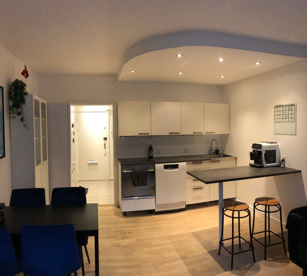 Hyggelig lejlighed på en stille gade tæt på indre by.<br />Lejligheden består af Copenhagen, Denmark Hyggelig lejlighed, tæt på by, strand og lufthavn. Entire condo vacation rental 52629058