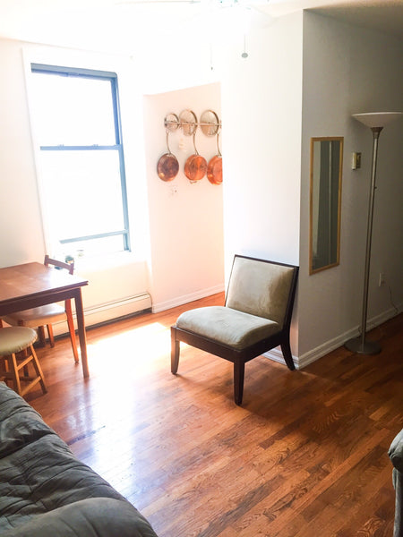 Our sunny two bedroom is the perfect place to experience the bustle of Williamsb New York, NY Rental unit in Brooklyn · 2 bedrooms · 2 beds · 1 bath Entire rental unit vacation rental 6445126