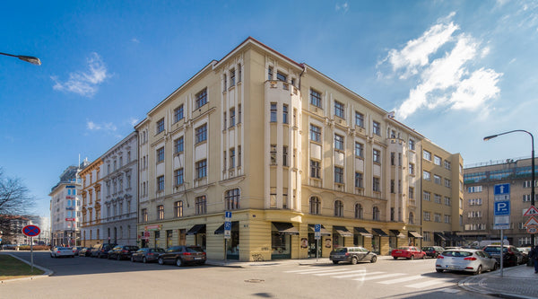 Wide 2 bedrooms apartments are the best solution for large families or groups of Prague, Czechia Oldtown Prague 2-Bedrooms Apart - Vincanto 6people Entire rental unit vacation rental 31565008