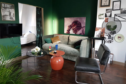 Bonjour <br />Je loue mon appartement dans le 12 ème arrondissement de Paris. <b Paris, France Charmant studio sous les toits parisiens Entire rental unit vacation rental 19710966