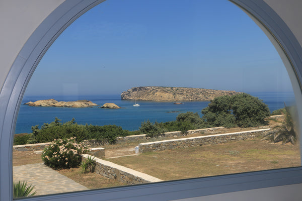 Cycladic style villa, on the beautiful north area of Paros “Santa Maria”, near N  