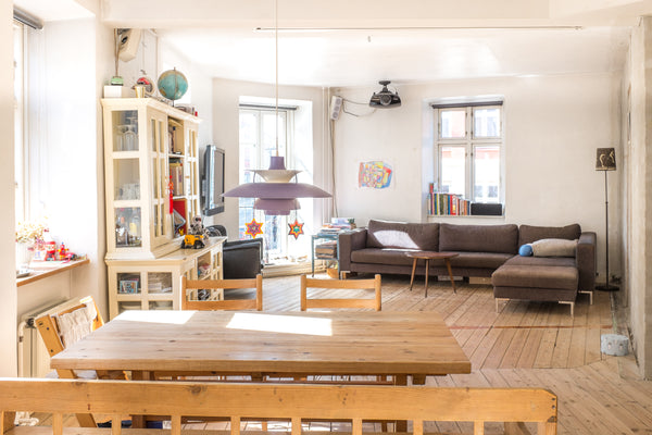 Lys og hyggelig lejlighed midt på Vesterbro. Midt mellem cafeer, restauranter, b Copenhagen, Denmark Hyggelig lejlighed midt på Vesterbro Entire condo vacation rental 18373731