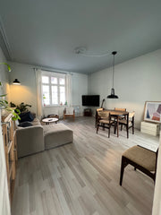 Nyd det simple liv i denne fredelige og centralt beliggende bolig. Få meter til  Copenhagen, Denmark Skøn lejlighed med gårdhave ved Sønder Boulevard Entire condo vacation rental 588069988857678577