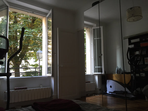 Located in very typical Parisian Square, this 28 square meter 1 bedroom apartmen Paris, France BEST DEAL near Paris Center Entire rental unit vacation rental 6510110