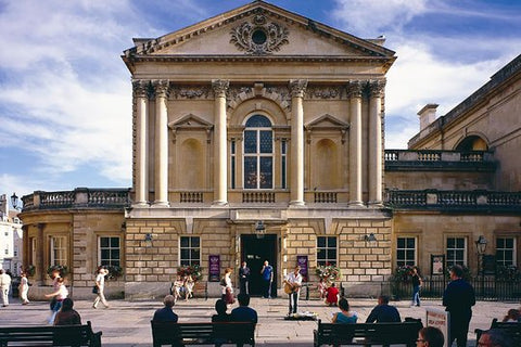 Small Group Tour to City of Bath and Entry to Stonehenge  Private Tours and Travel Guide Europe London CITY London Destination Tour Europe London CITY London