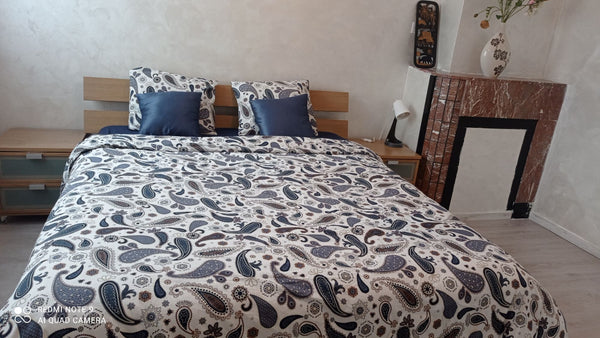 Oubliez vos soucis dans ce logement spacieux et serein. car elle vous apporte la  Magnifique chambre près de sport paleis Antwerpen Shared room in casa particular vacation rental 52919278