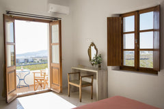 Theasis apartment is located in Megalochori village, offering a comfotable and c Thera, Greece Theasis Apartment Entire rental unit vacation rental 31170700