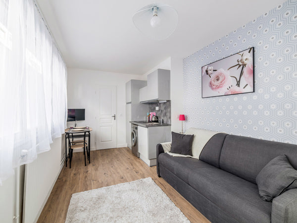 Located close to Part-Dieu area, this nice studio can accommodate up to 2 people Paris, France Sunny and cosy studio close to Part-Dieu district Entire rental unit vacation rental 40073737