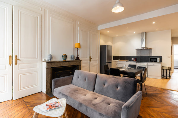 You will stay in our beautiful apartment, typically Lyonnais. It has been though Lyon, France Dify Auguste Comte - Quartier Ainay Entire rental unit vacation rental 51479255