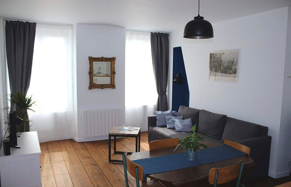 Découvrez ce joli appartement de type T2 stratégiquement situé en plein coeur de Léognan, France Mon joli appartement cosy près des quais Entire rental unit vacation rental 45971625