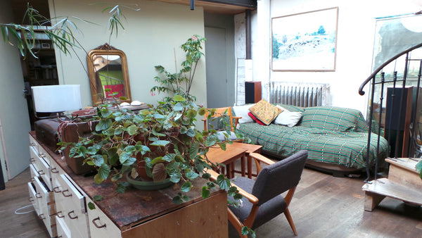 Nous habitons une belle maison atypique et lumineuse dans un quartier très agréa Paris, France Loft calme et lumineux de 120 m2 - 6 personnes Entire loft vacation rental 6510407