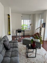 The whole group will be comfortable in this spacious and unique space. New York, NY Rental unit in New York · 1 bedroom · 1 bed · 1 bath Private room in rental unit vacation rental 933904777683447370
