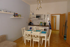 A comfortable apartment in Prague 2, 61 m squared, located in a quiet upmarket a Prague, Czechia Azure Apartment Vinohrady, Praha 2 Entire rental unit vacation rental 5595936