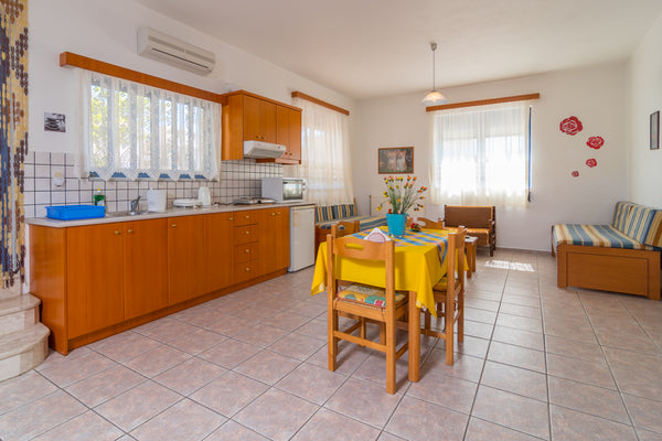 The apartment is located in Paleochora 400 meters from the famous 
