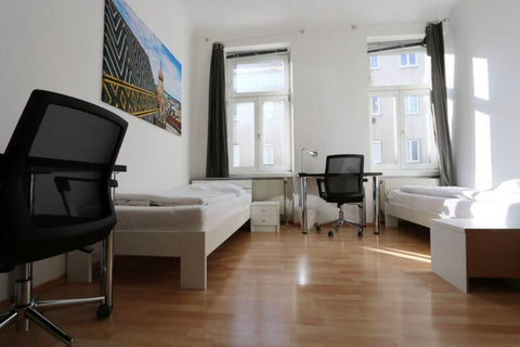 Are you looking for an urban and modern apartment for your family and friends? <  Bright and spacious group/family apartment Entire rental unit vacation rental 53121344