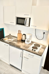 If you want to get the real feeling of Vienna, this is the flat for you. It is l Vienna, Austria Vienna Charme, near Metro, 10min 2 centre (18) Entire rental unit vacation rental 45764260