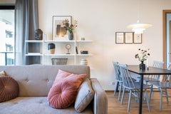 Tento krásný slunný byt Vás potěší především svým krásným výhledem na řeku Vltav  Modern Apartment with Balcony and Garage Entire serviced apartment vacation rental 54349675