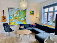 Sunny and Stylish - close to center with metro and bus just outside. Childfriend Copenhagen, Denmark Sunny and Stylish - longterm booking discount Entire rental unit vacation rental 356861