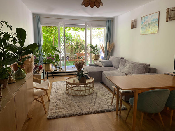 Venez profiter d'un appartement atypique au plein coeur du 11 ème arrondissement Paris, France Petit paradis arboré niché au coeur du 11ème Entire condo vacation rental 5767147