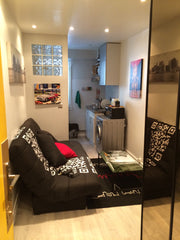 Le studio se situe à 2min de la plus belle avenue du monde (les Champs  Elysées) Paris, France Studio sur les Champs  Elysées Entire rental unit vacation rental 12682231