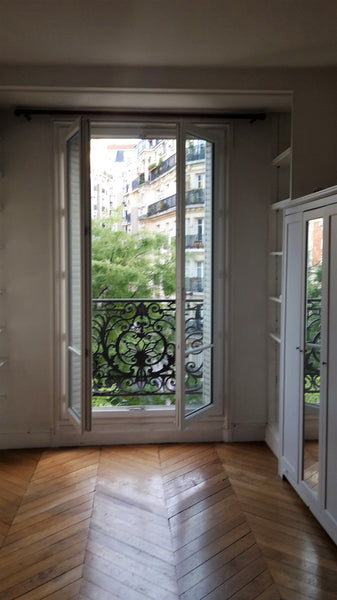 Mon logement est proche de Francis Labutte, Cafe Francoeur et Soul Kitchen. Vous Paris, France Appartement typique et  de charme à Montmartre Private room in rental unit vacation rental 15768008