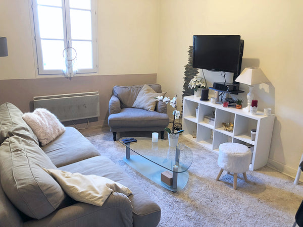 Au pied du Tram Magnifique T3 quais de Bordeaux, idéal pour profiter d’une escap Pessac, France Magnifique T3 quais de Bordeaux ✨ Entire rental unit vacation rental 31728778